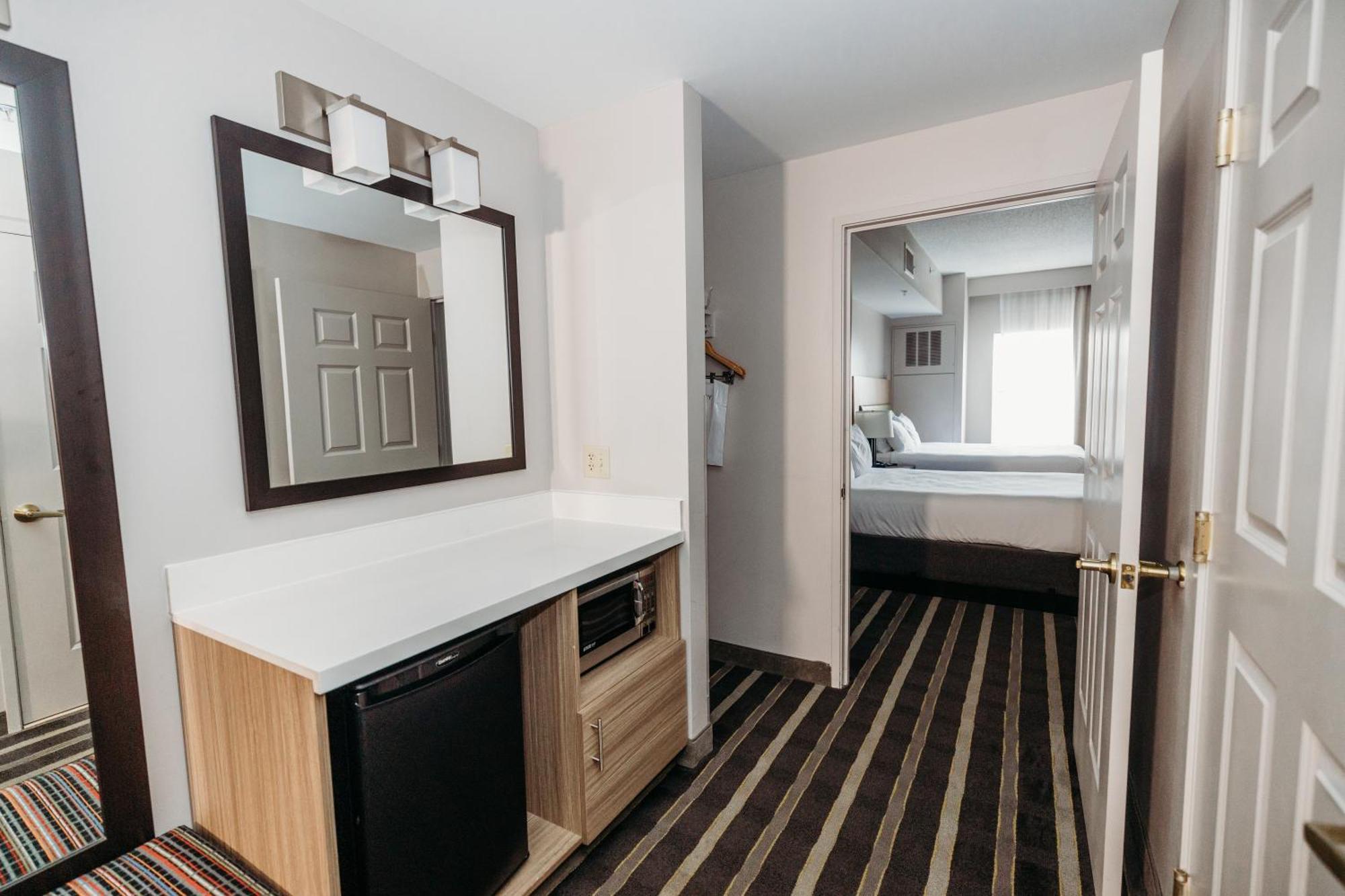 Parkview Inn & Suites, Lancaster Amish Country, Pa Smoketown  エクステリア 写真